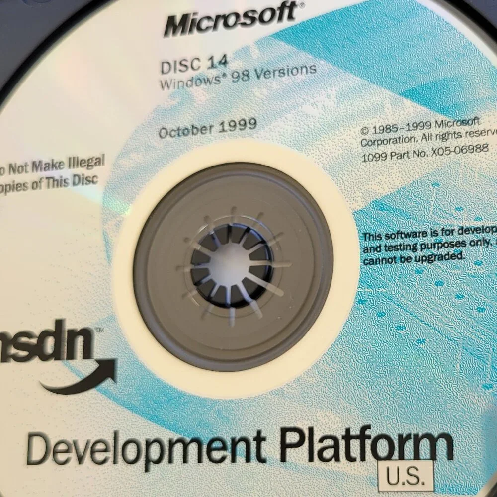 Vintage - Microsoft Windows 98 Versions, 1999